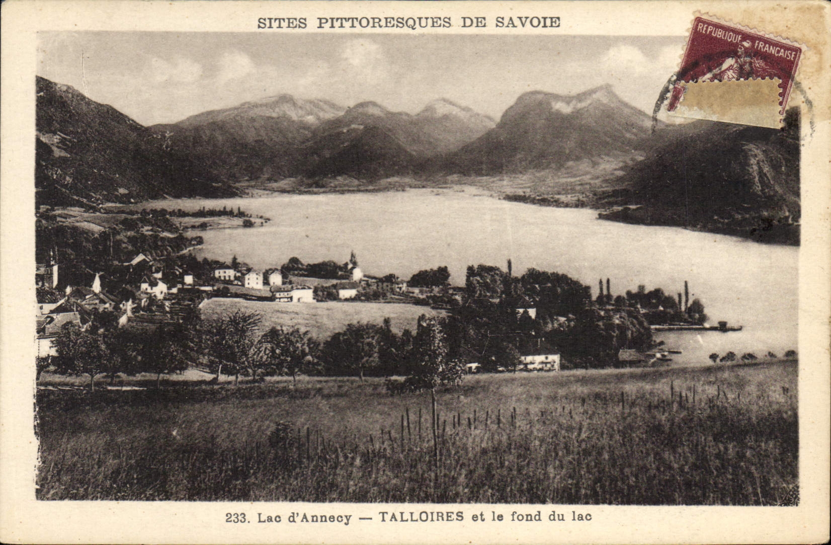 CPA Sites Pittoresques de Savoie Lad d'Annecy Talloires et le fond du Lac