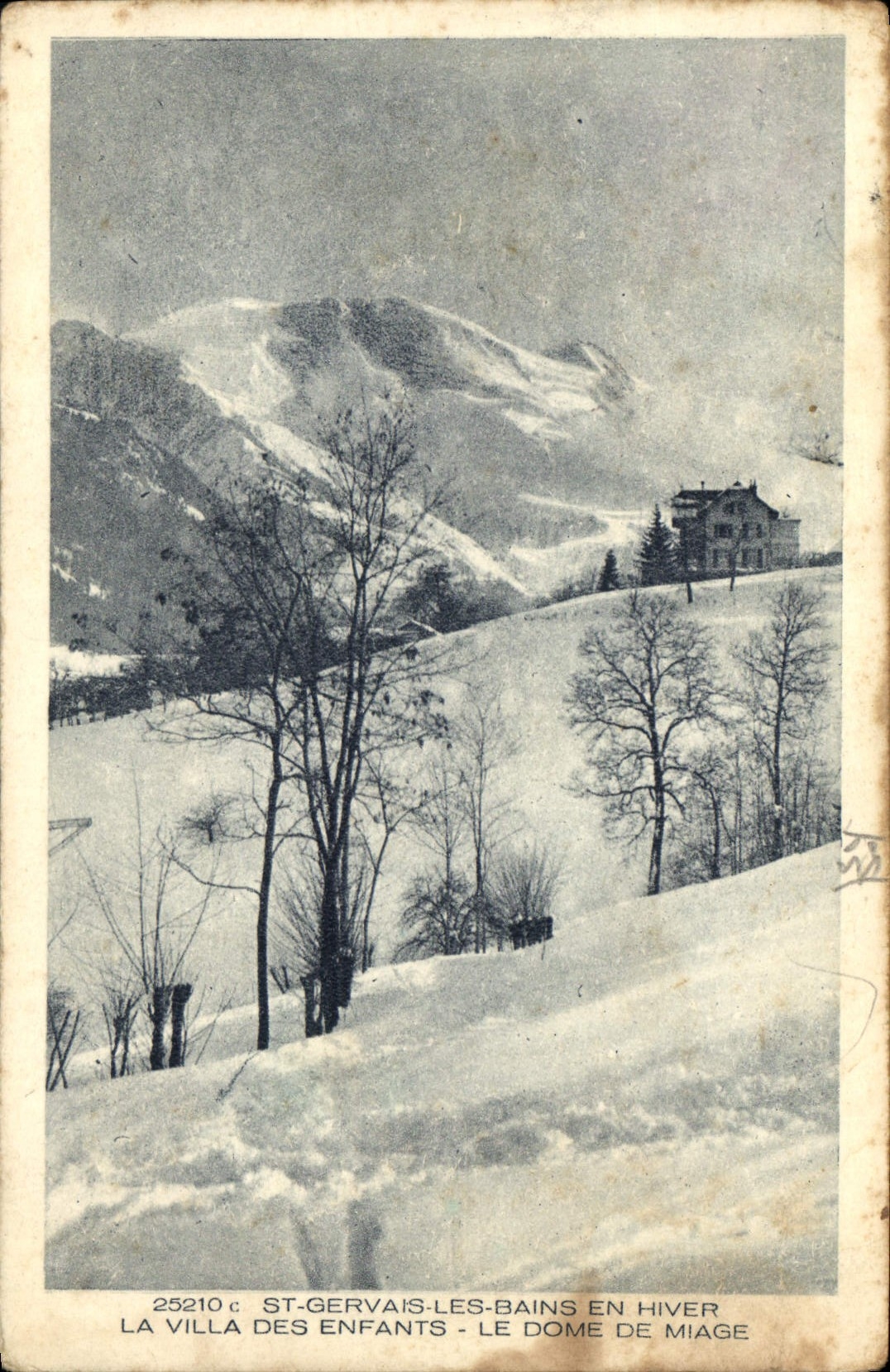 CPA St Gervais les Bains en Hiver la Villa des Enfants le Dome de Miage 