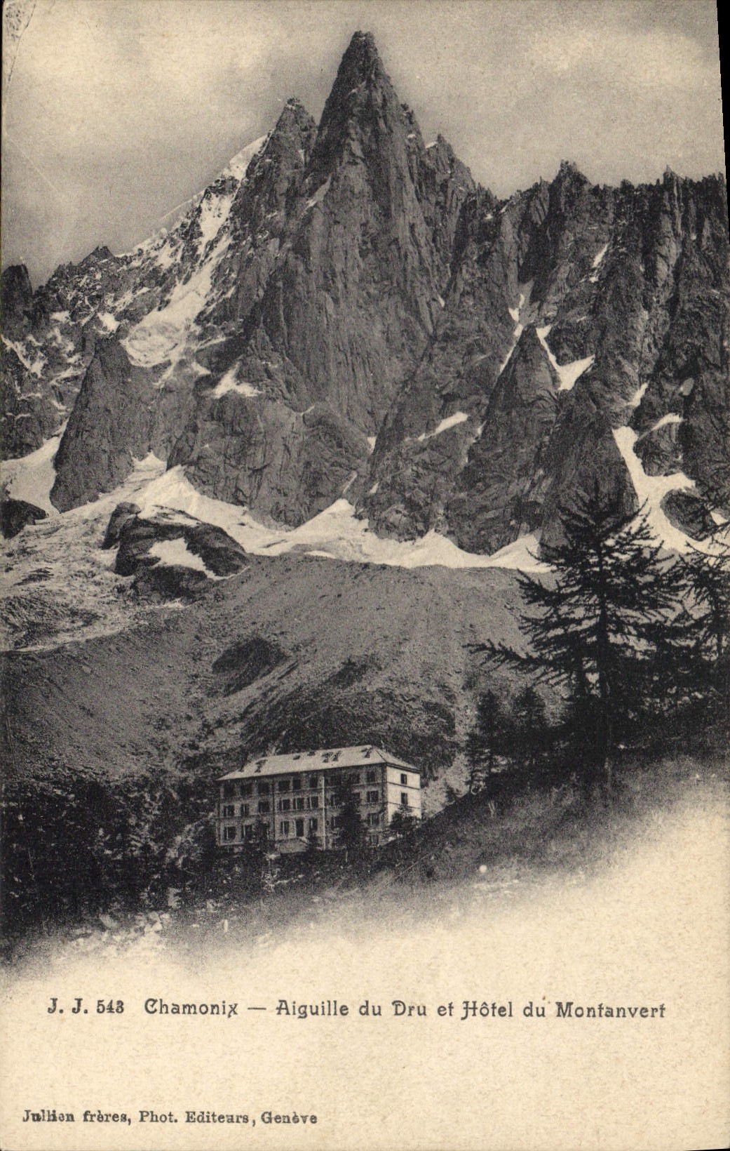 CPA Chamonix Aiguille du Dru hotel du Monfanvert 