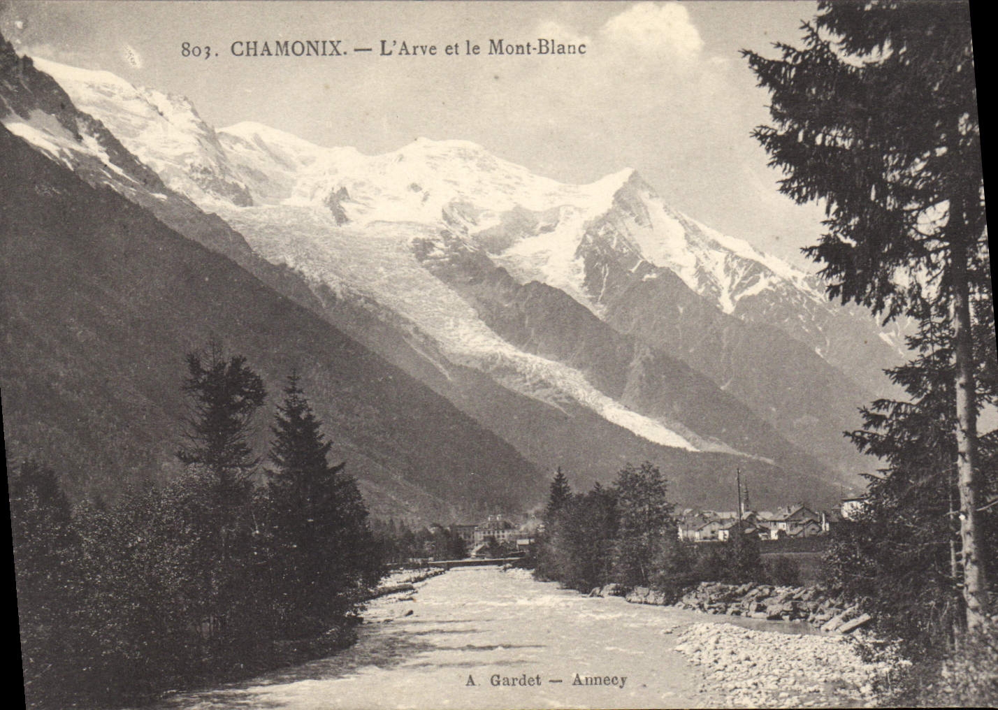 CPA Chamonix l'Arve et le Mont Blanc 