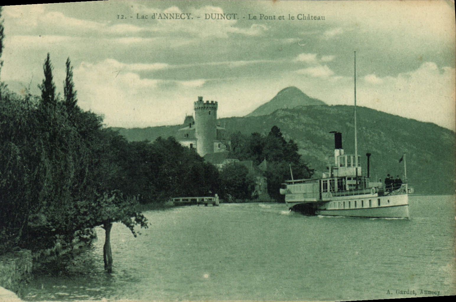 CPA Lac d'Annecy Duingt Le Pont et le Chateau Bateau