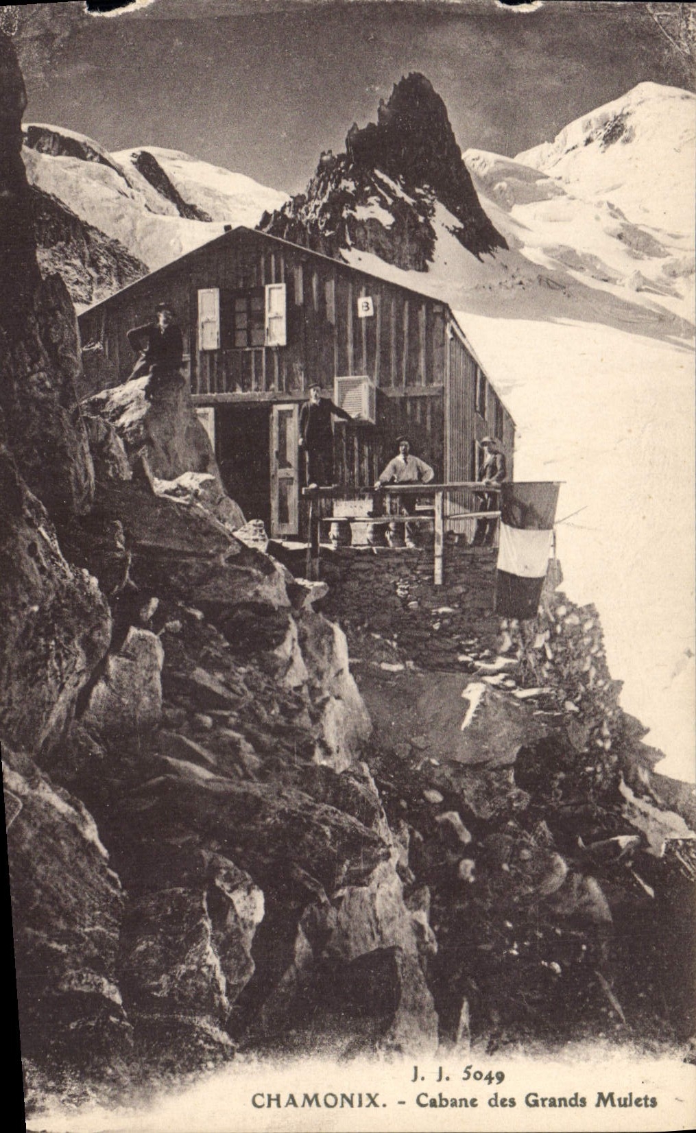 CPA Chamonix Cabane des Gtands Mulets 