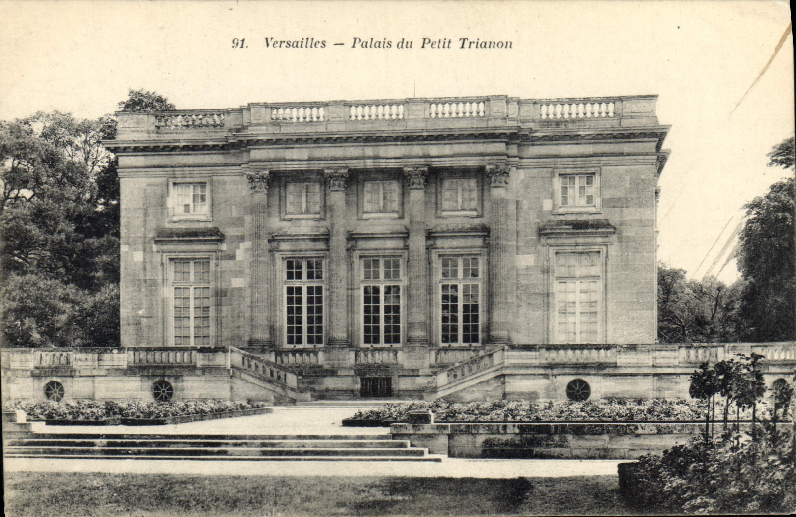 CPA Versailles Palais du Petit Trianon 
