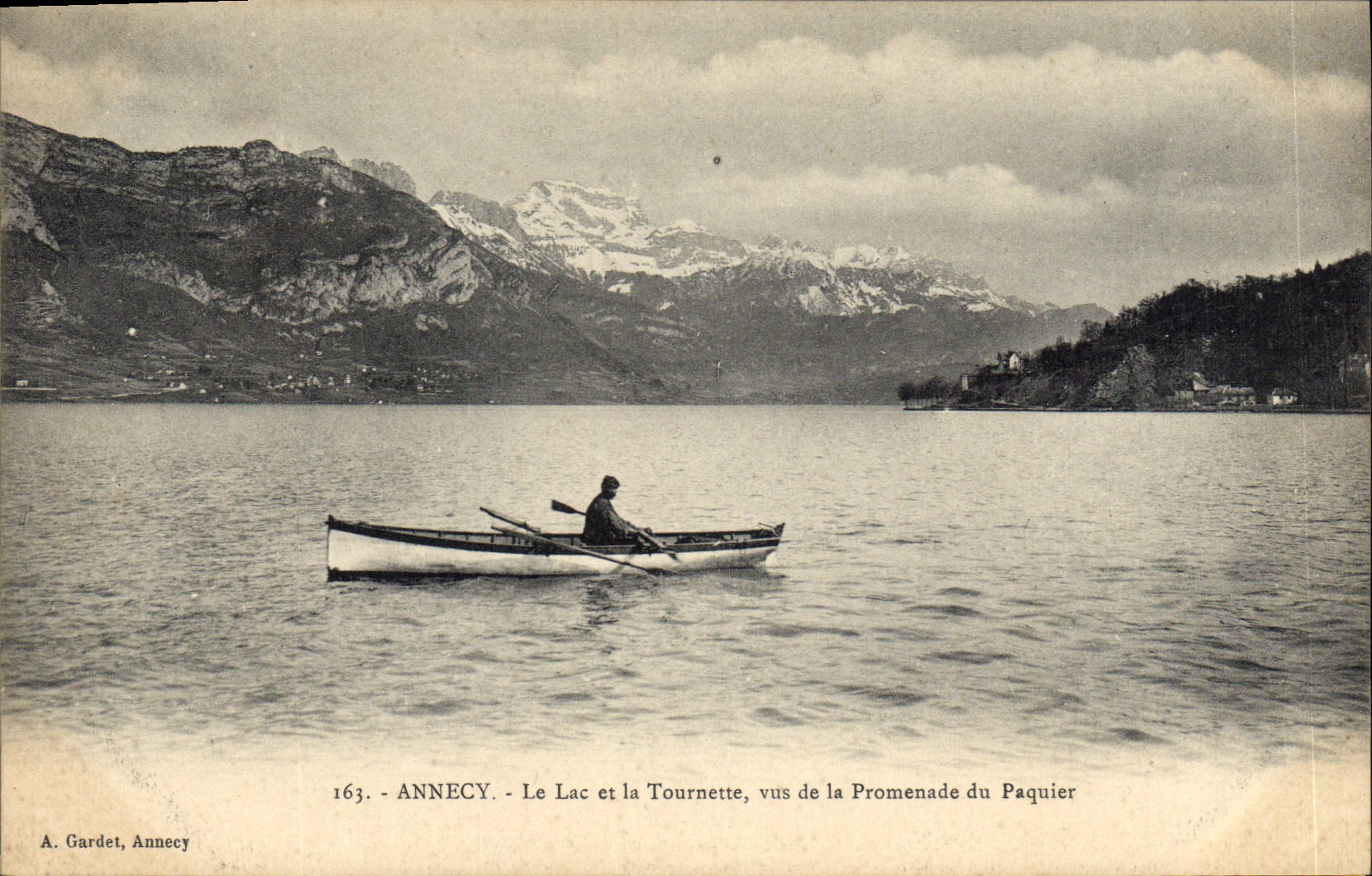 CPA Annecy Le Lac et la Tournette vus de la Promenade du Paquier 