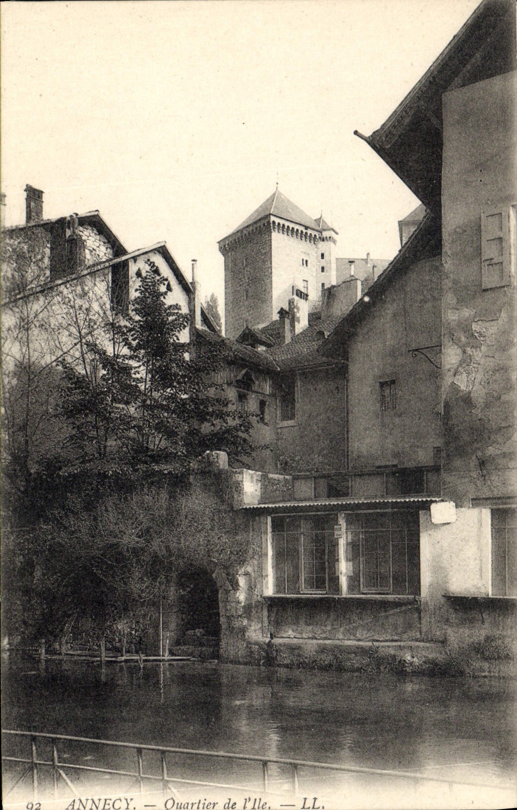 CPA Annecy Quartier de l'lle 