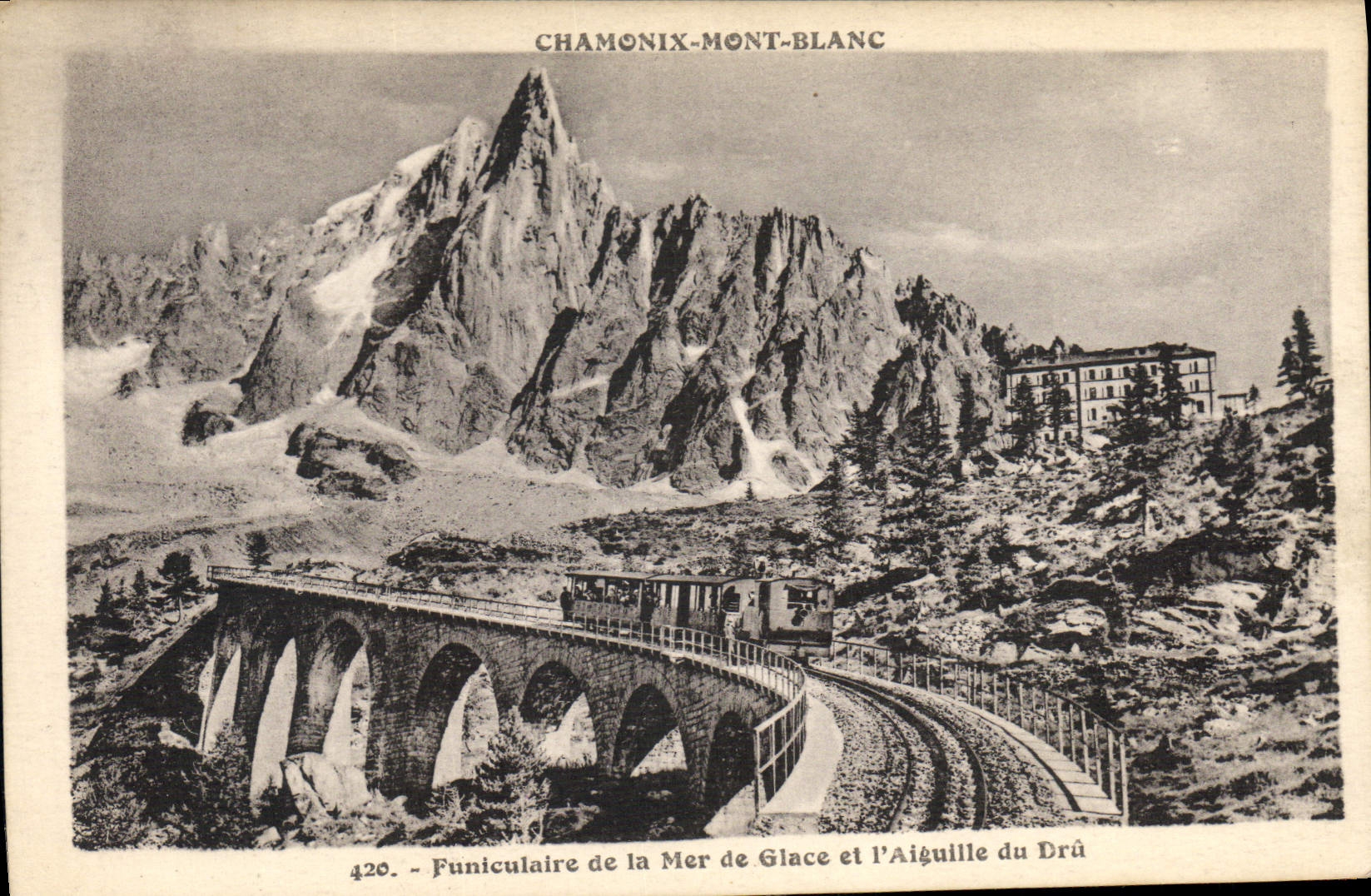 CPA Chamonix Mont Blanc Funiculaire de la Mer de Glace et l'Aiguille du Dru Train