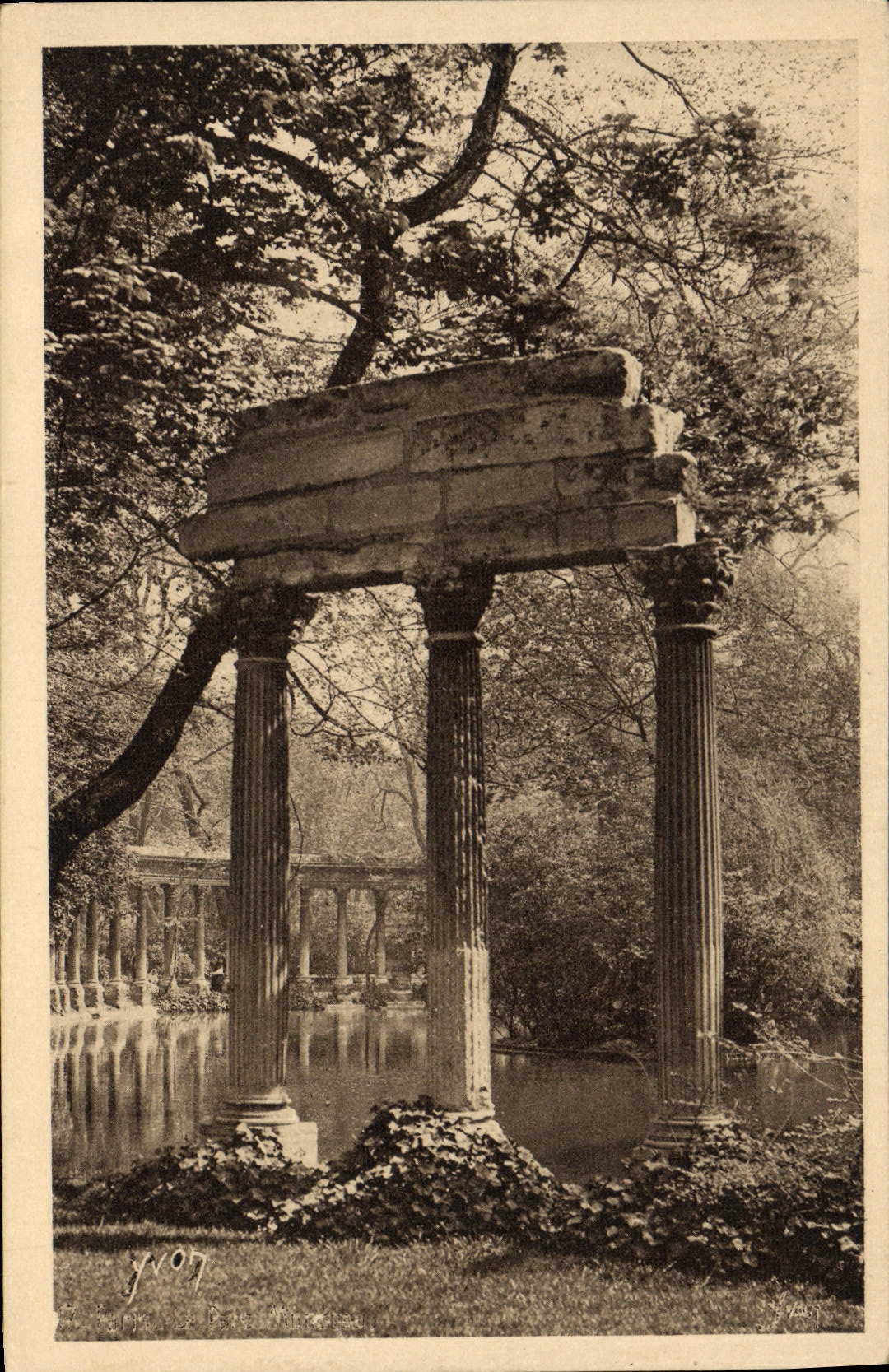 CPA Paris en Flanant Parc Monceau