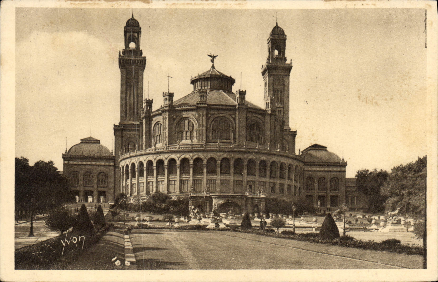 CPA Paris en Flanant Le Palais du Trocadero 