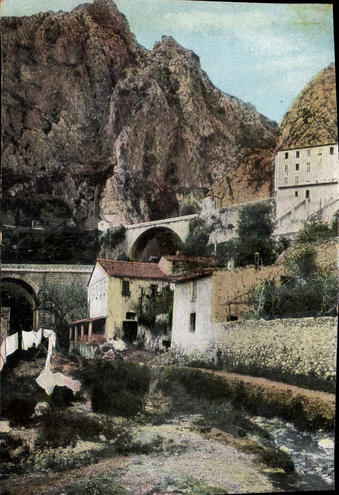 CPA Le pont St louis a Menton La frontiere