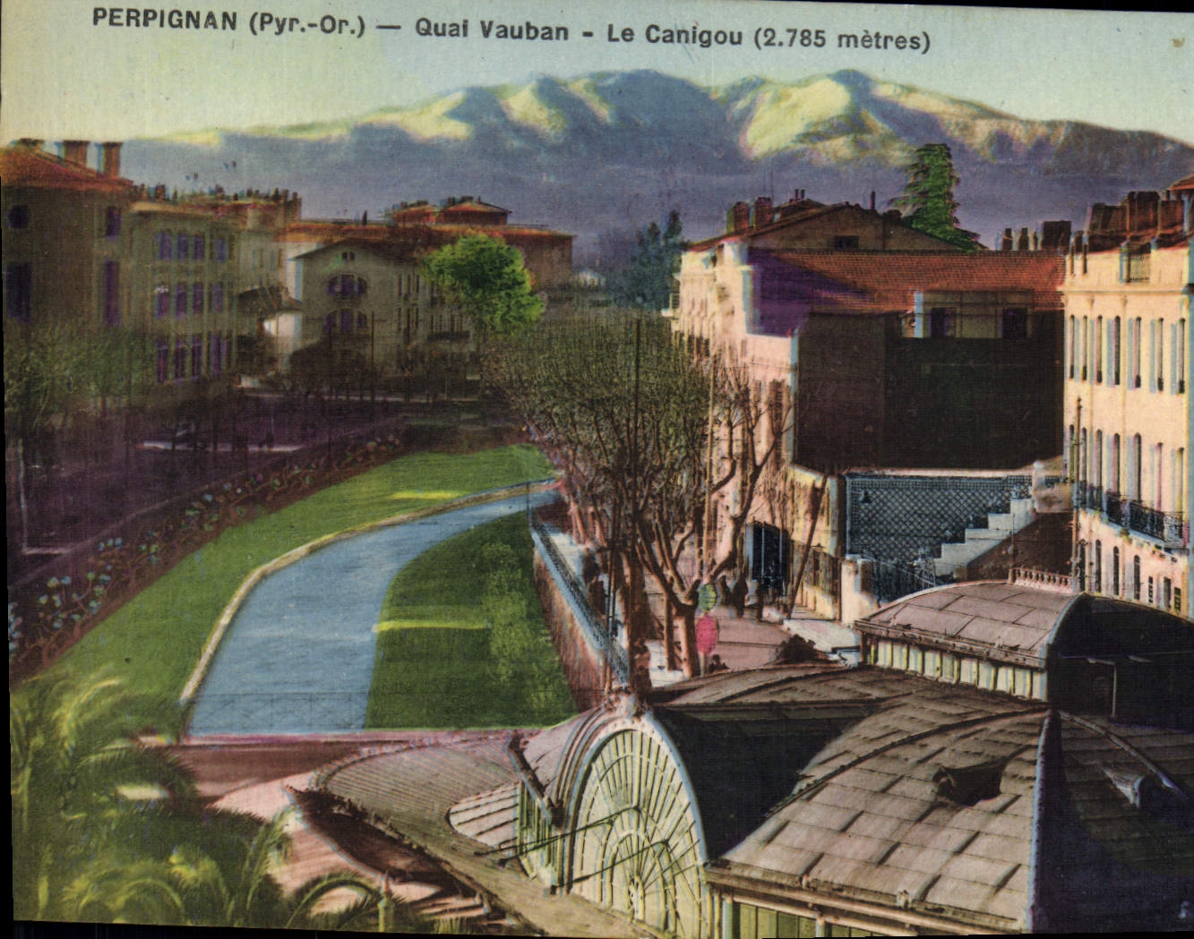 CPA Perpignan Pyr Or Quai Vauban Le Canigou