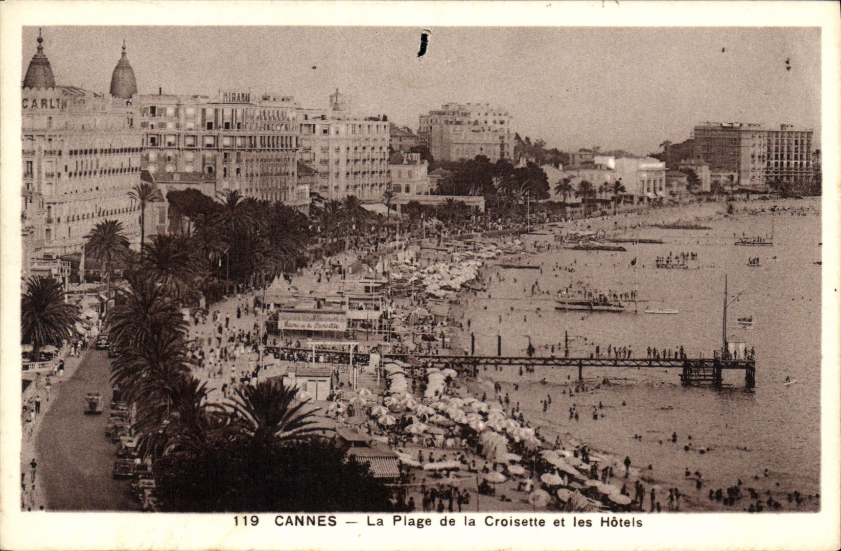 CPA Cannes La Plage de la Croisette et les Hotels 