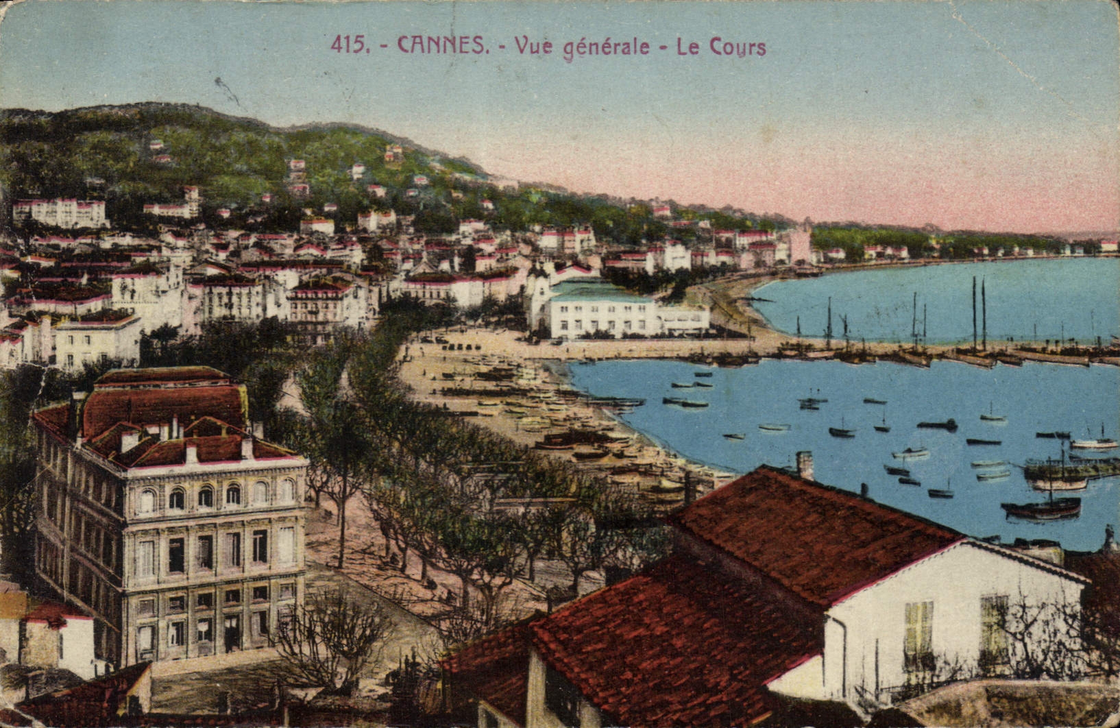 CPA Cannes Vue generale Le Cours 