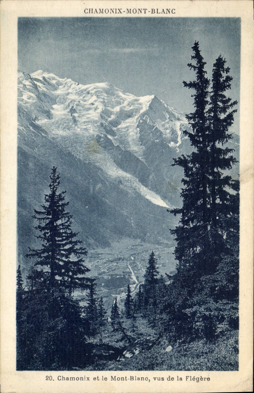 CPA Chamonix Mont Blanc Chamonix et le Mont Blanc vus de la Flegere