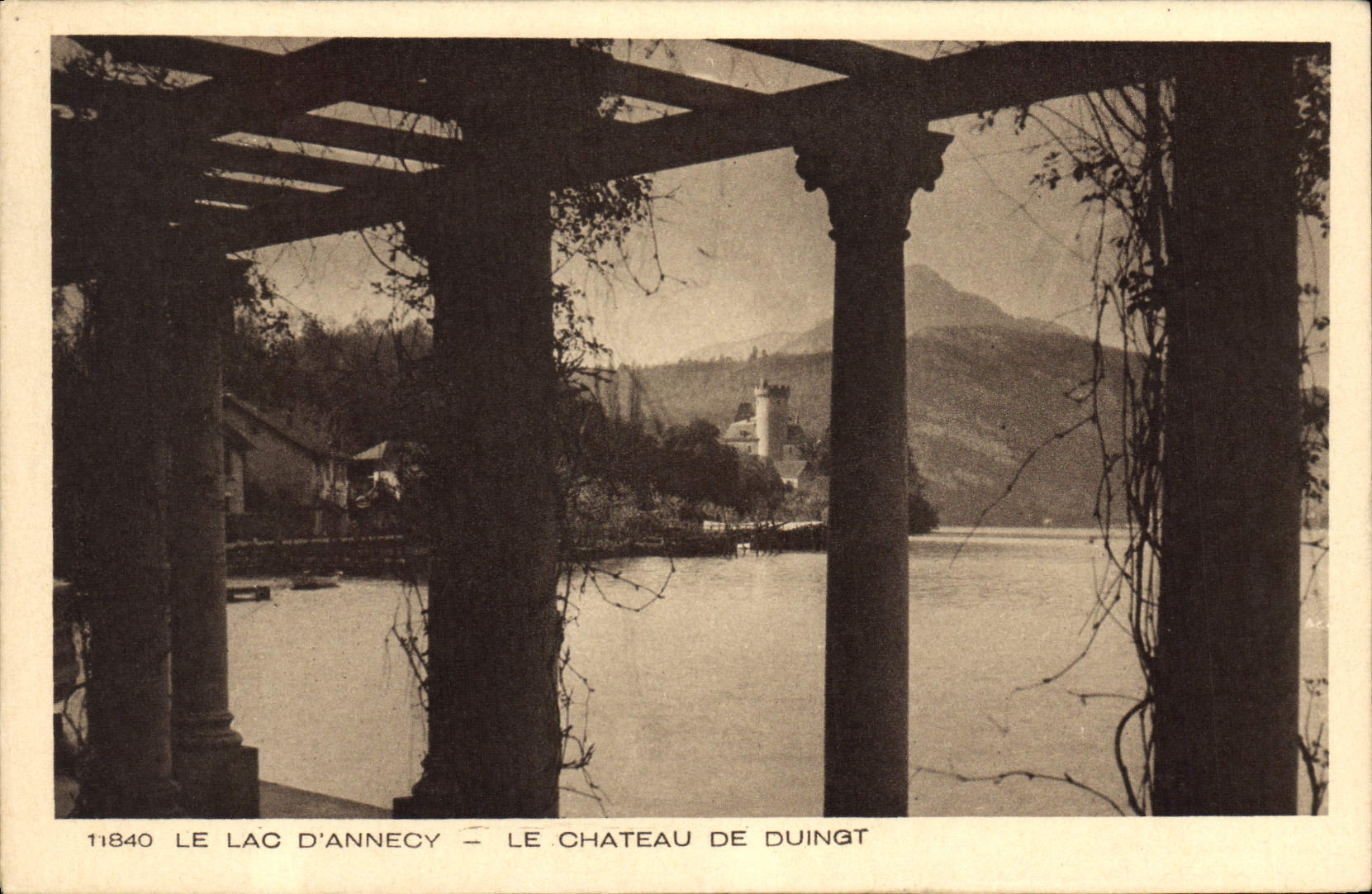 CPA Le Lac d'Annecy Le Chateau de Duingt 