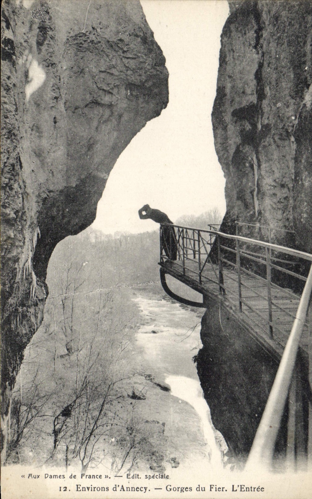 CPA Environs d'Annecy Gorges du Fier L'Entree 