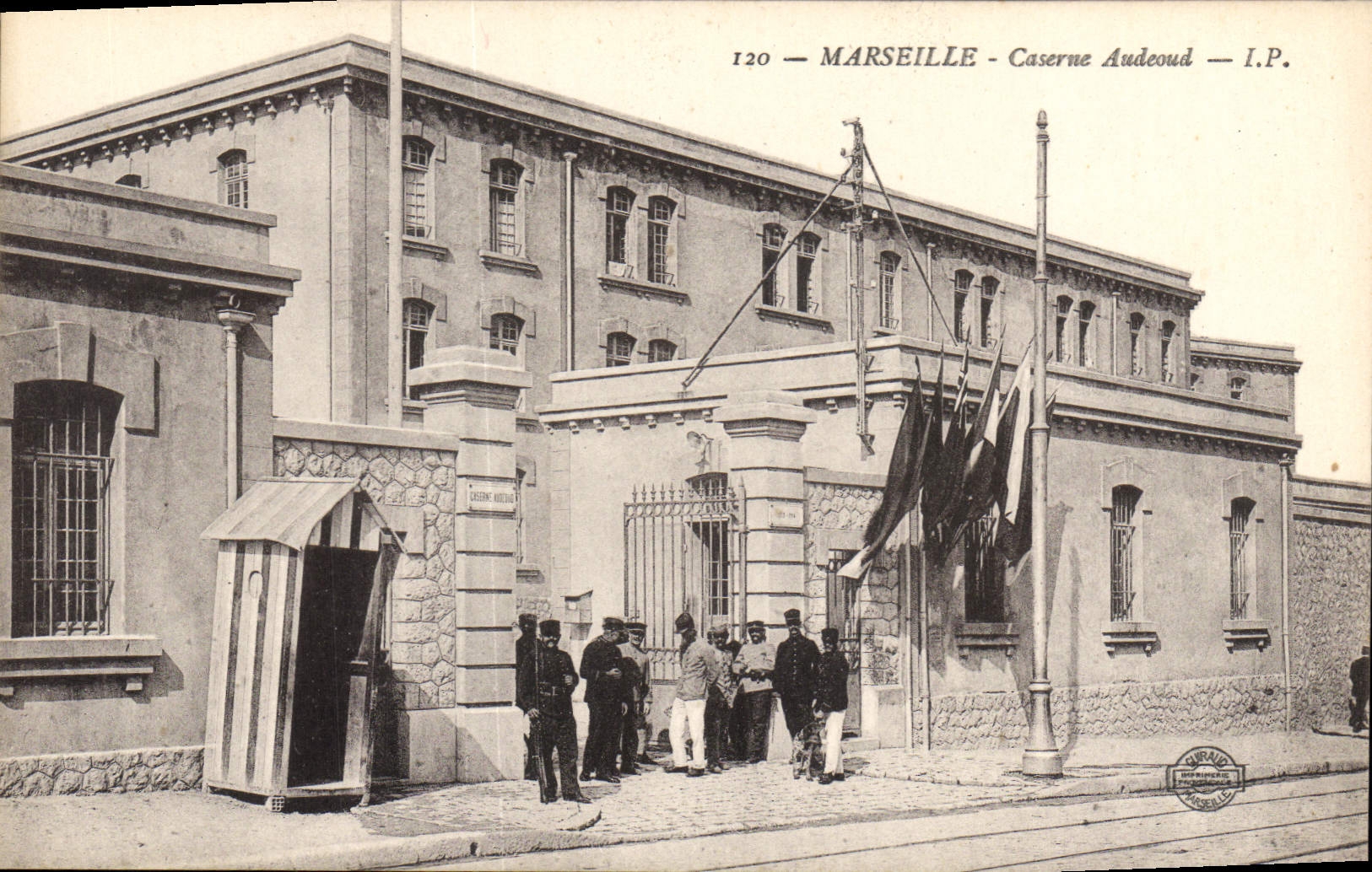 CPA Marseille Caserne Andeoud Militaria