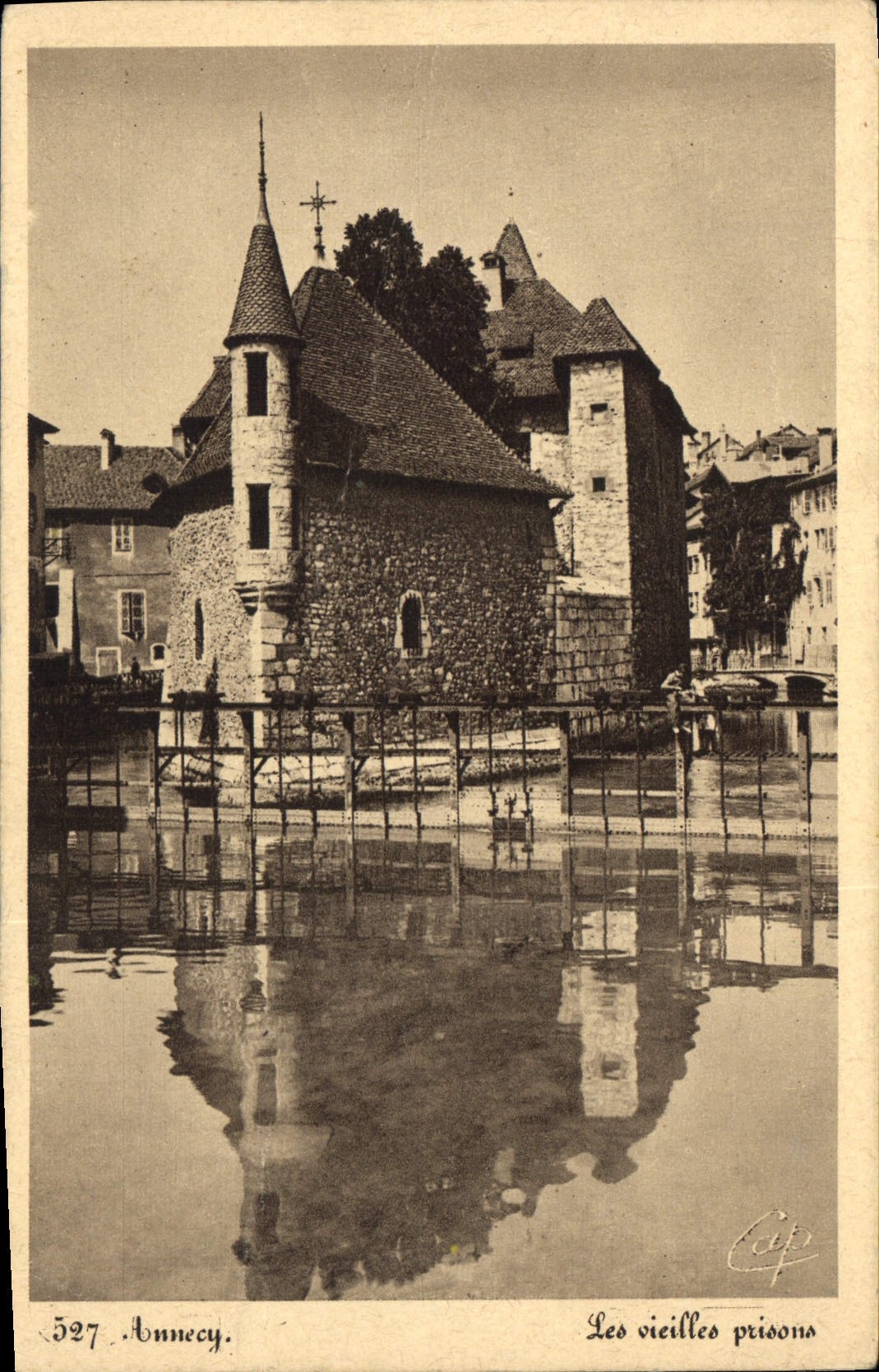 CPA Annecy Les vieilles prisons 
