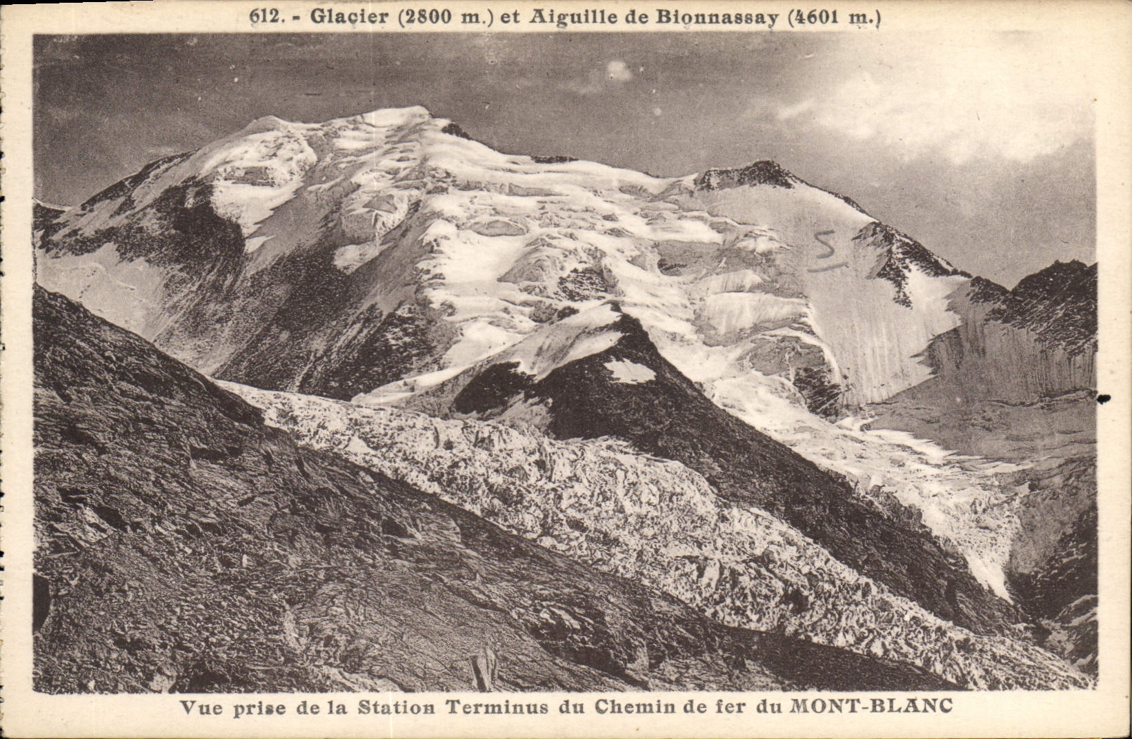 CPA Glacier et Aiguille de Bionnassay Vue prise de la Station Terminus du Chemin de fer du Mont Blan
