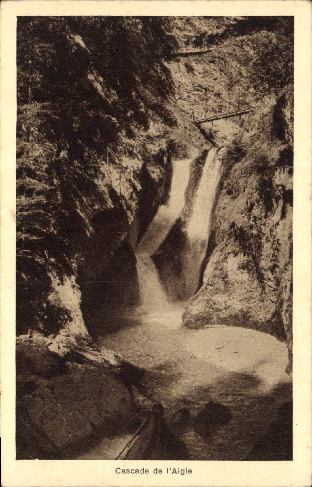CPA Cascade de l'Aigle 