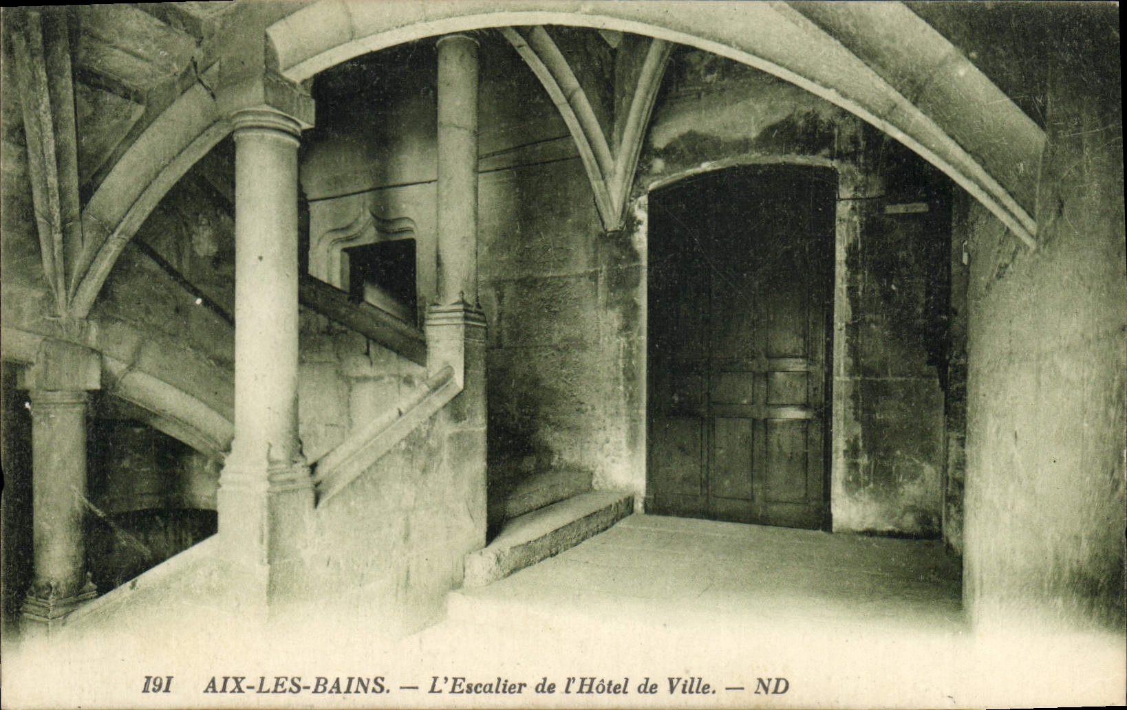 CPA Aix les Bains L'Escalier de l'Hotel de Ville 