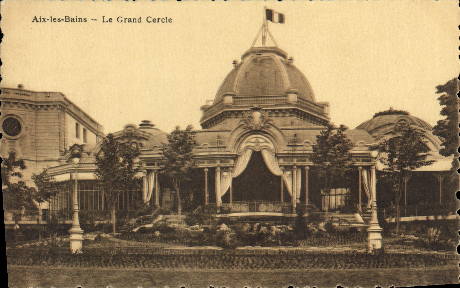 CPA Aix les Bains Le Grand Cercle 