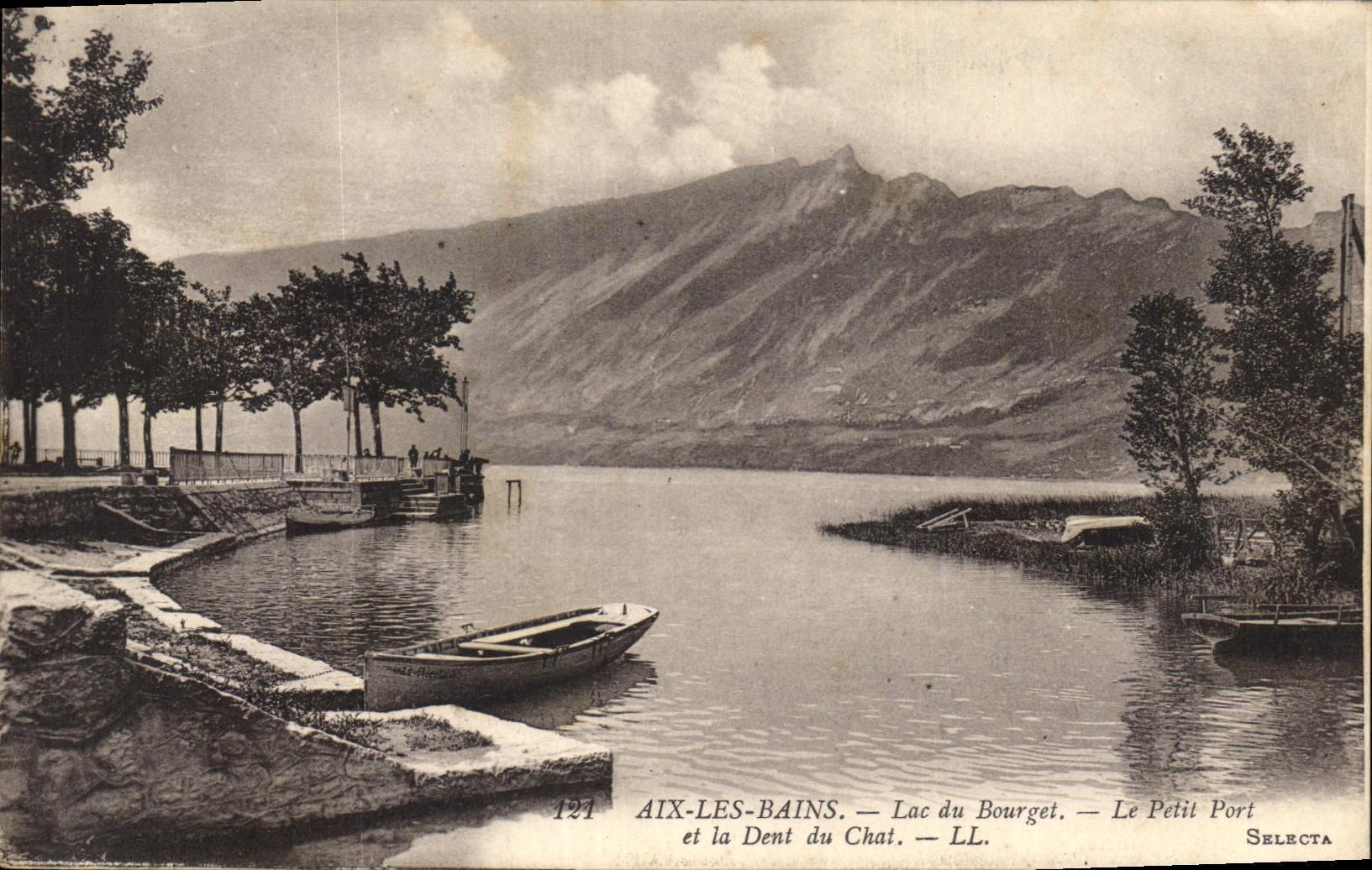 CPA Aix les Bains Lac du Bourget Le Petit Port et la Dent du Chat