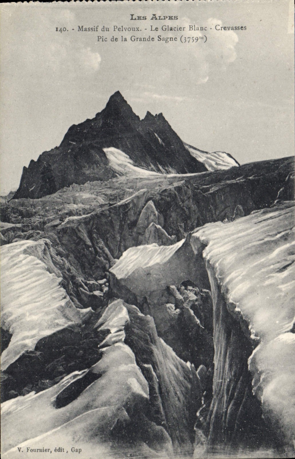 CPA Les Alpes Massif du Pelvoux Le Glacier Blanc Crevasses 