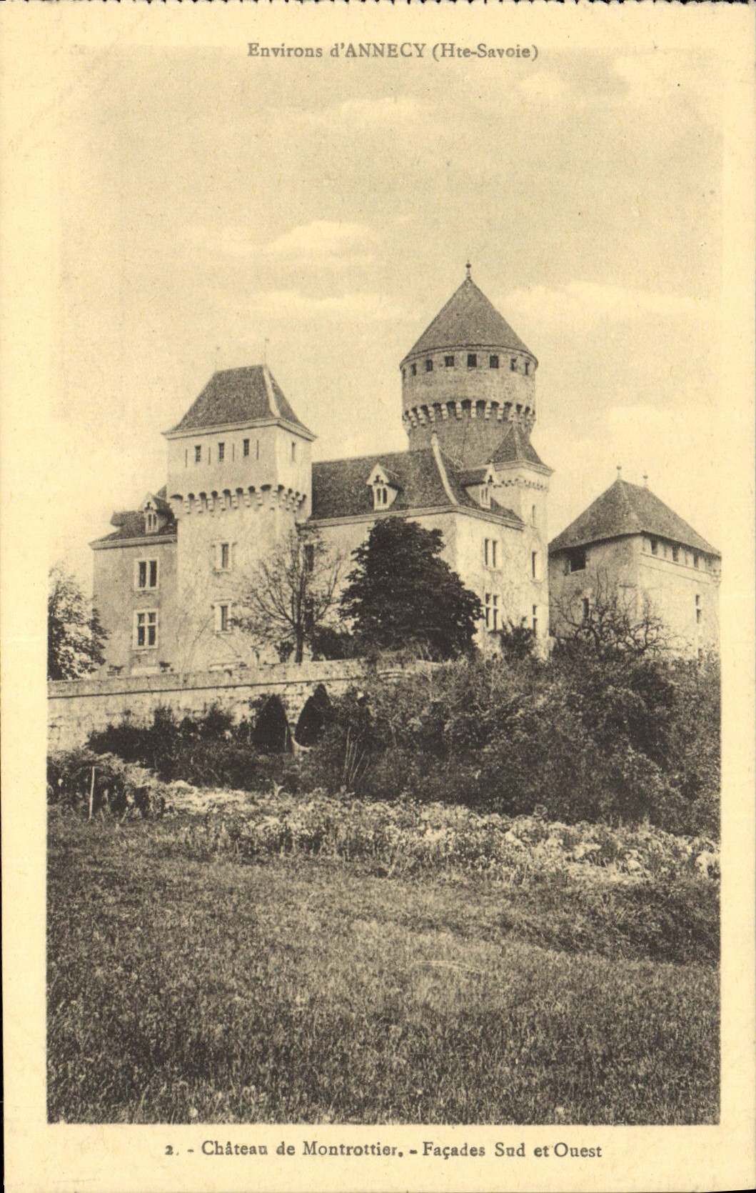 CPA Environs d'Annecy Hte Savoie Chateau de Montrottier Facades Sud et Ouest 