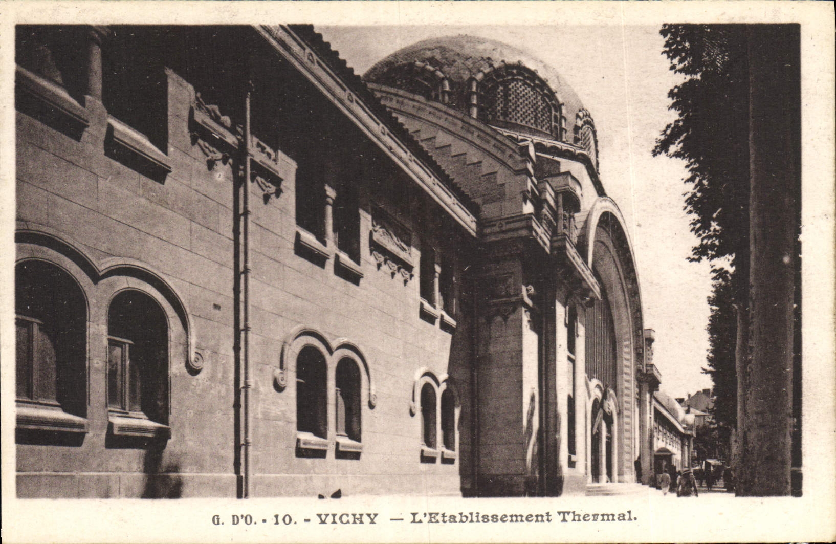 CPA Vichy L'Etablissement Thermal 