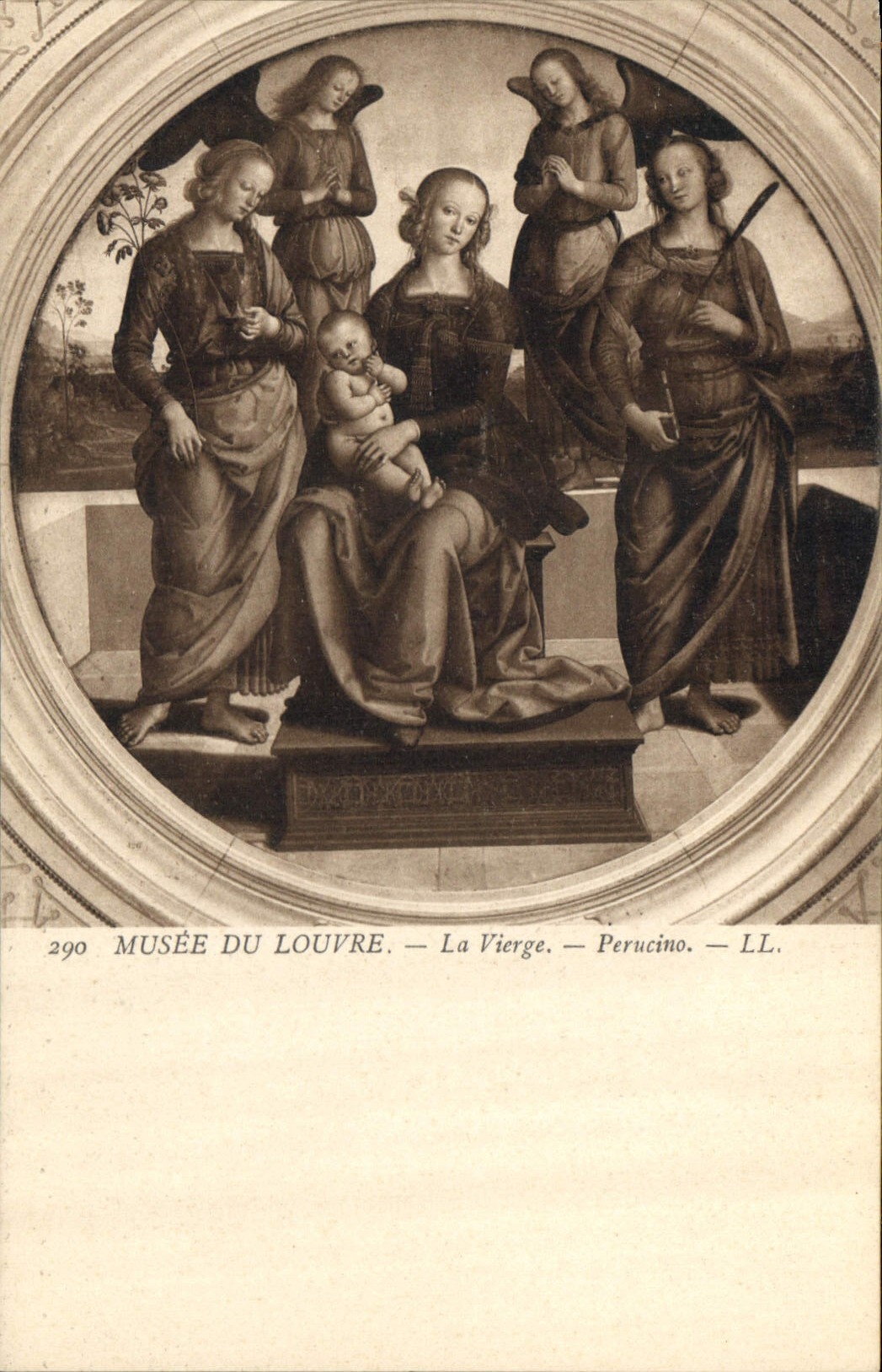 CPA Musee du Louvre La Vierge 