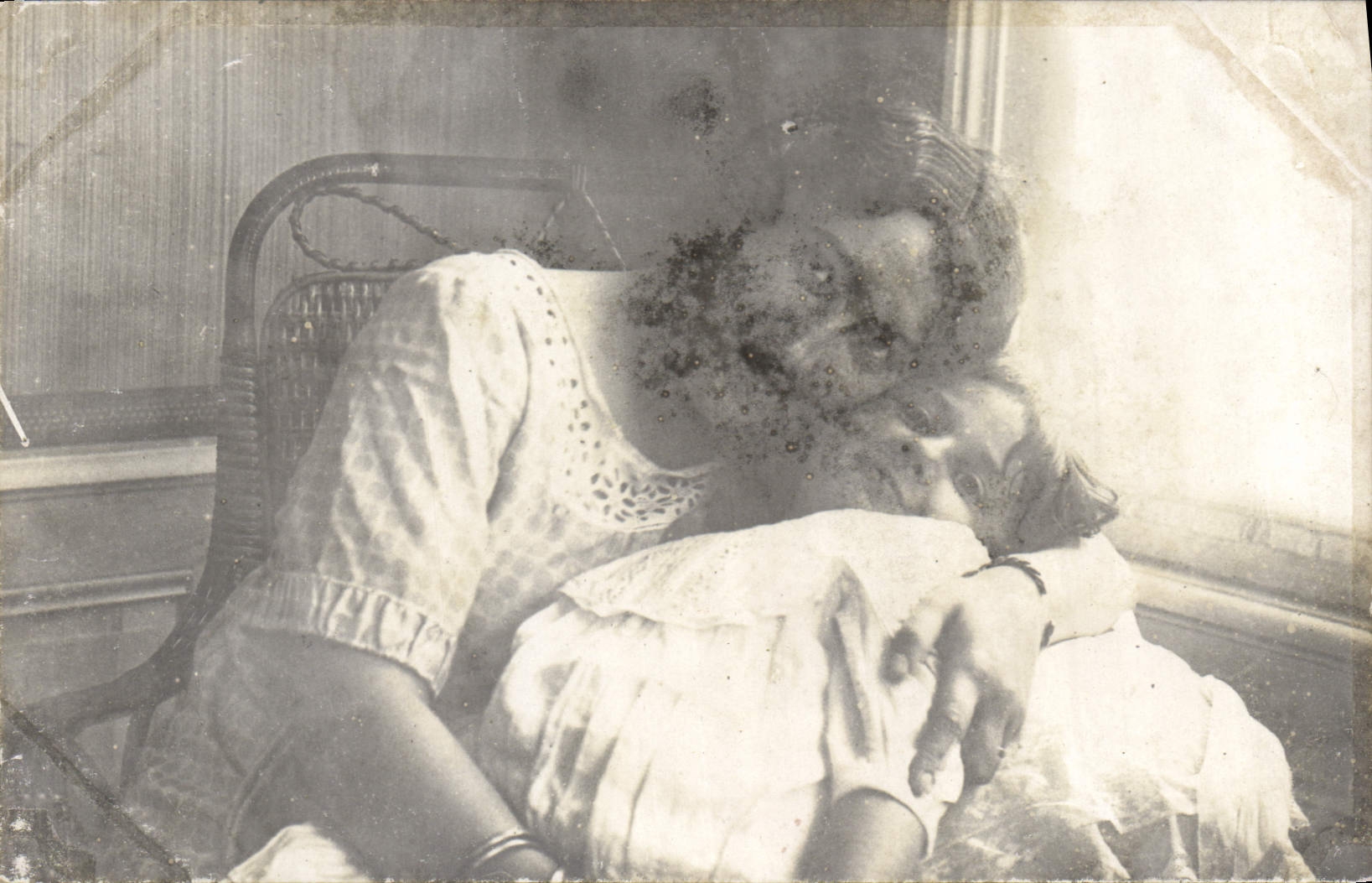 CARTE PHOTO Enfant Femme