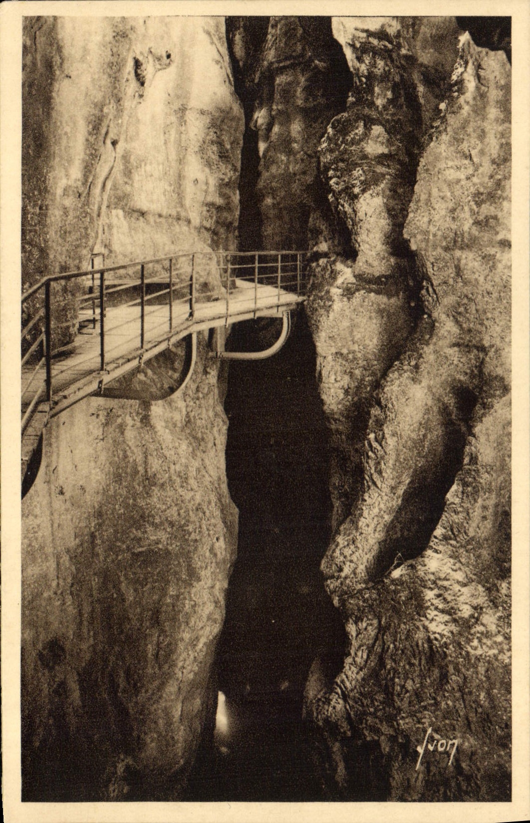 CPA Gorges du Fier Hte Savoie Vue dantesque 