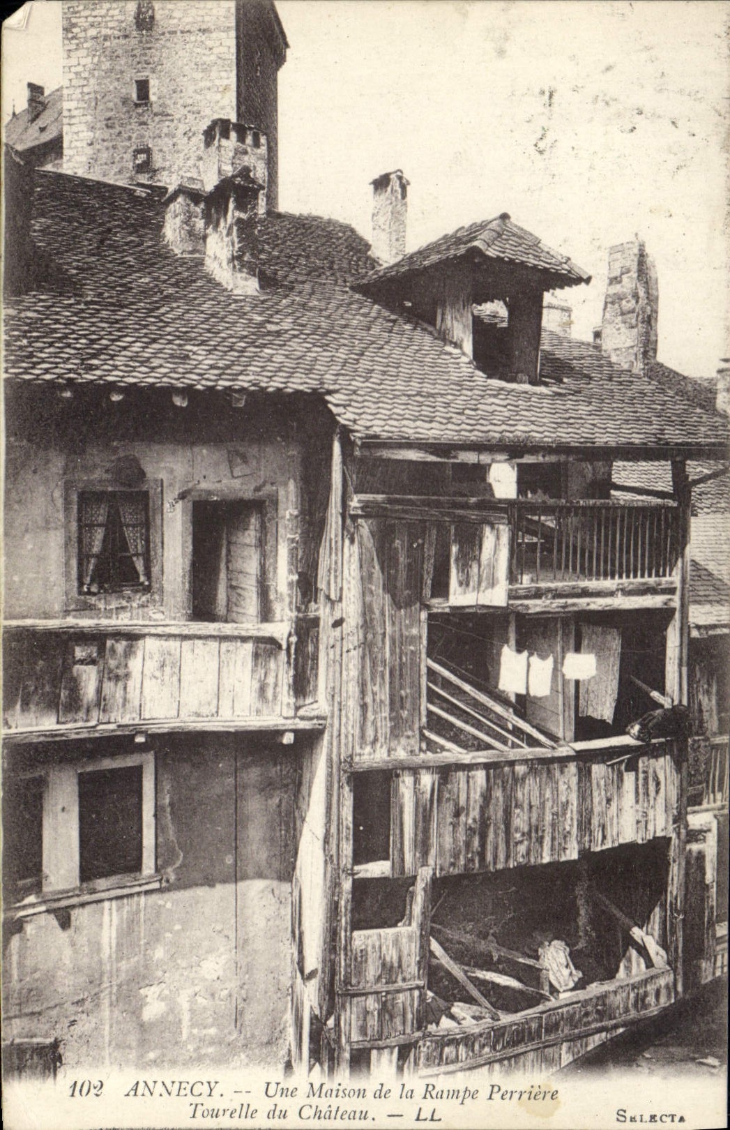 CPA Annecy une Maison de la Rampe Perriere Tourelle du Chateau