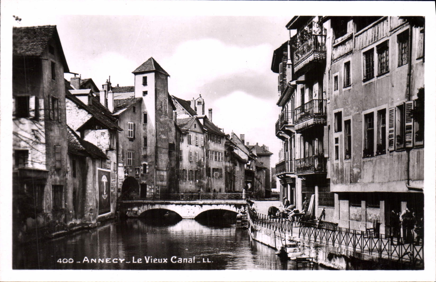CPA Annecy Le Vieux Canal 