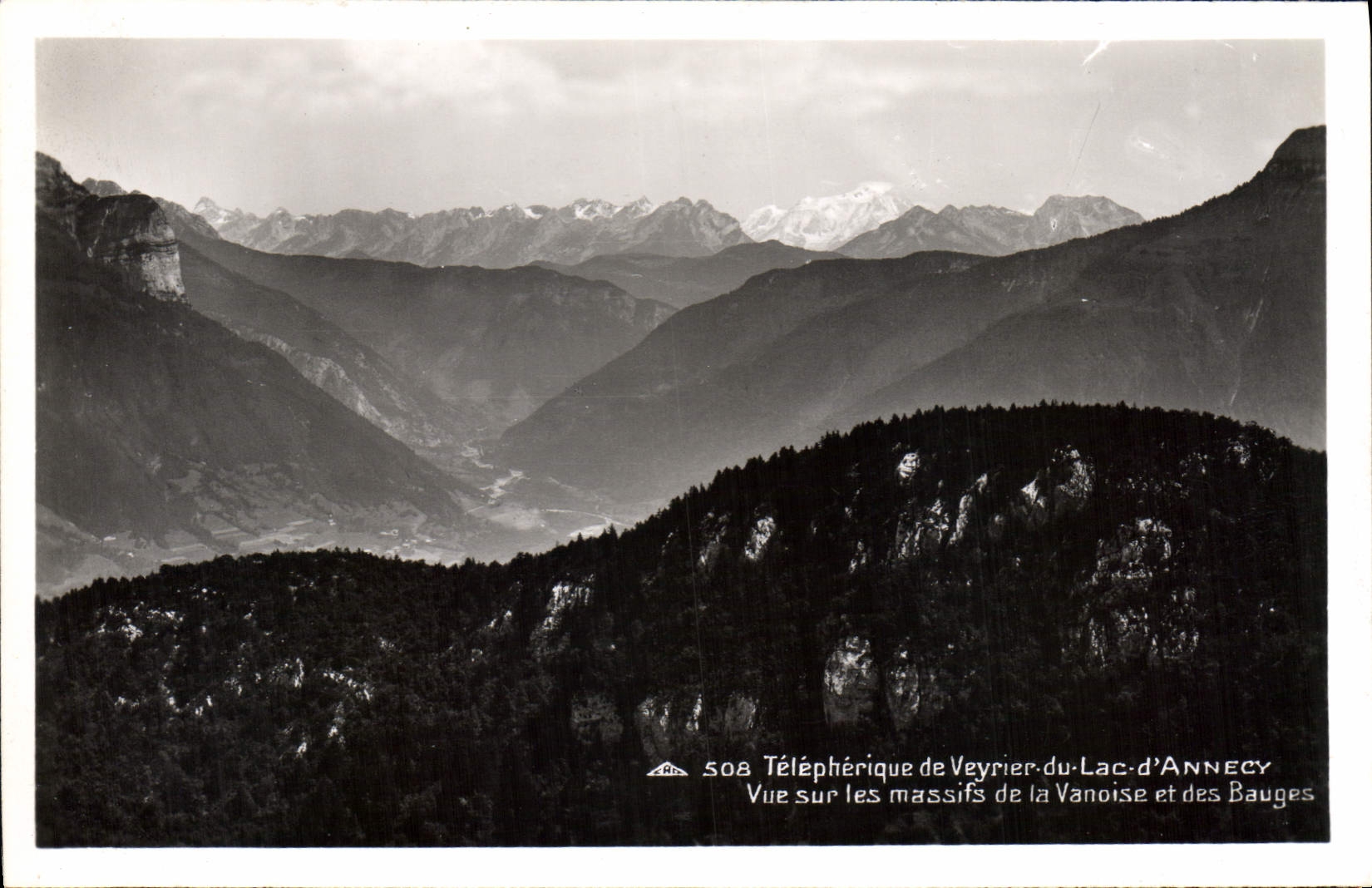 CPA Telepherique de Veyrier du Lac d'Annecy Vue sur les massifs de la Vanoise et des Bauges 