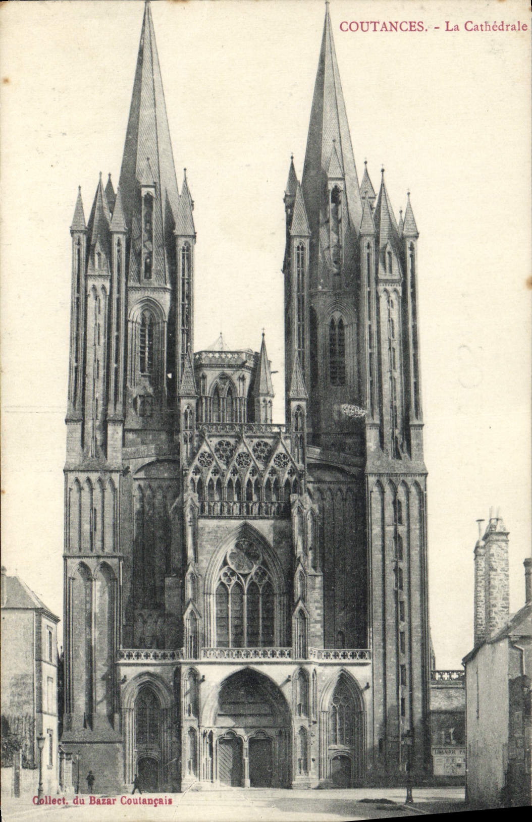 CPA Coutances La Cathedrale 