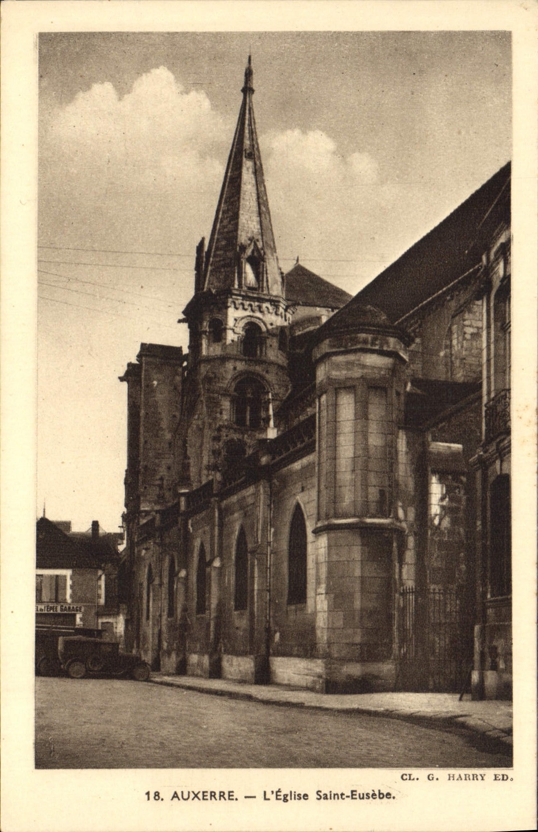 CPA Auxerre L'Eglise Saint Eusebe 