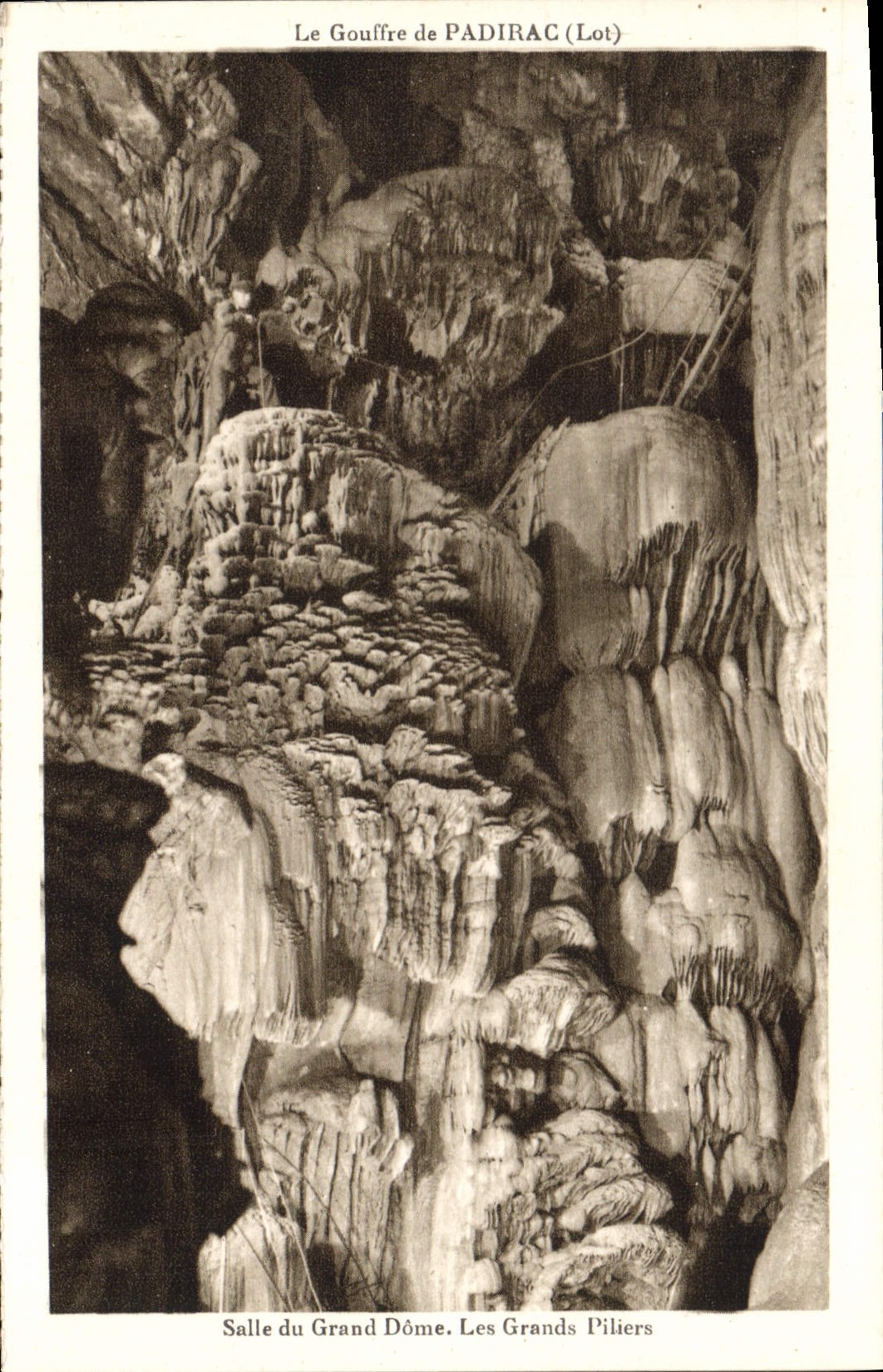 CPA Le Gouffre de Padirac Lot salle du grand Dome les Grands Piliers