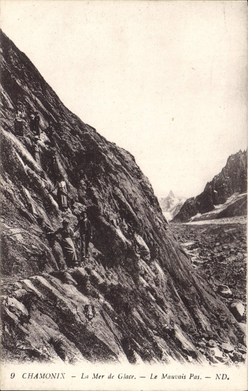 CPA Chamonix la Mer de Glace le Mauvais Pas
