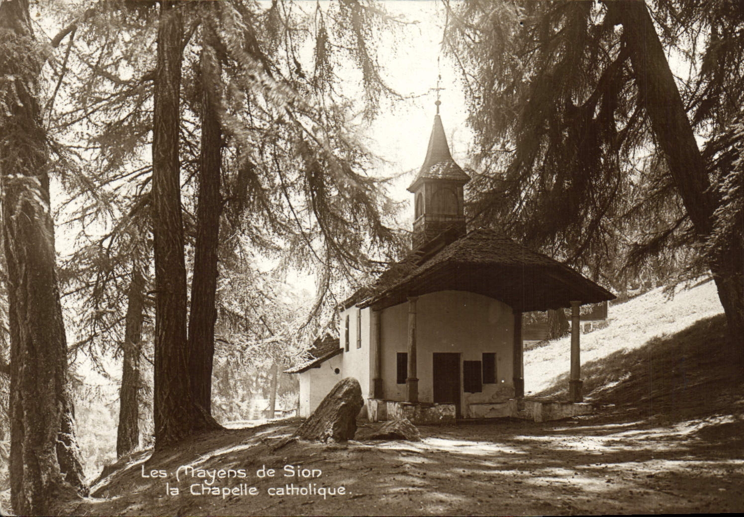 CPA Les Mayens de Sion la Chapelle Catholique