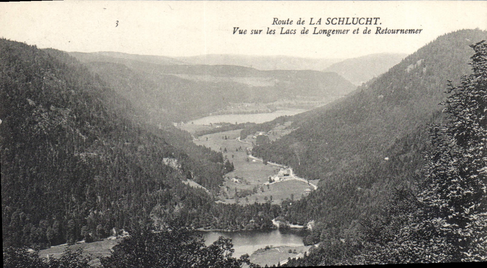 CPA Route de la Schlucht vue sur les Lacs de Longemer et de Retournemer 