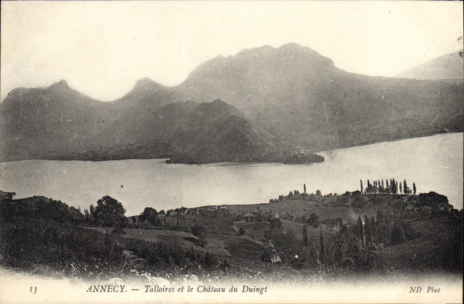CPA Annecy Talloires et le chateau du Duingt 