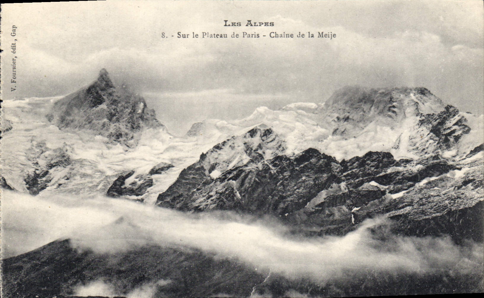 CPA Les Alpes sur le Plateau de Paris Chaine de la Meije