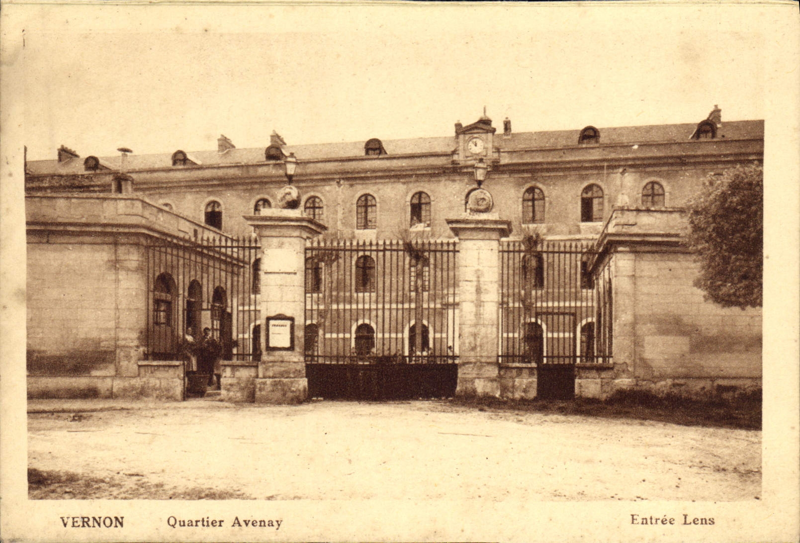 CPA Vernon Quartier Avenay 