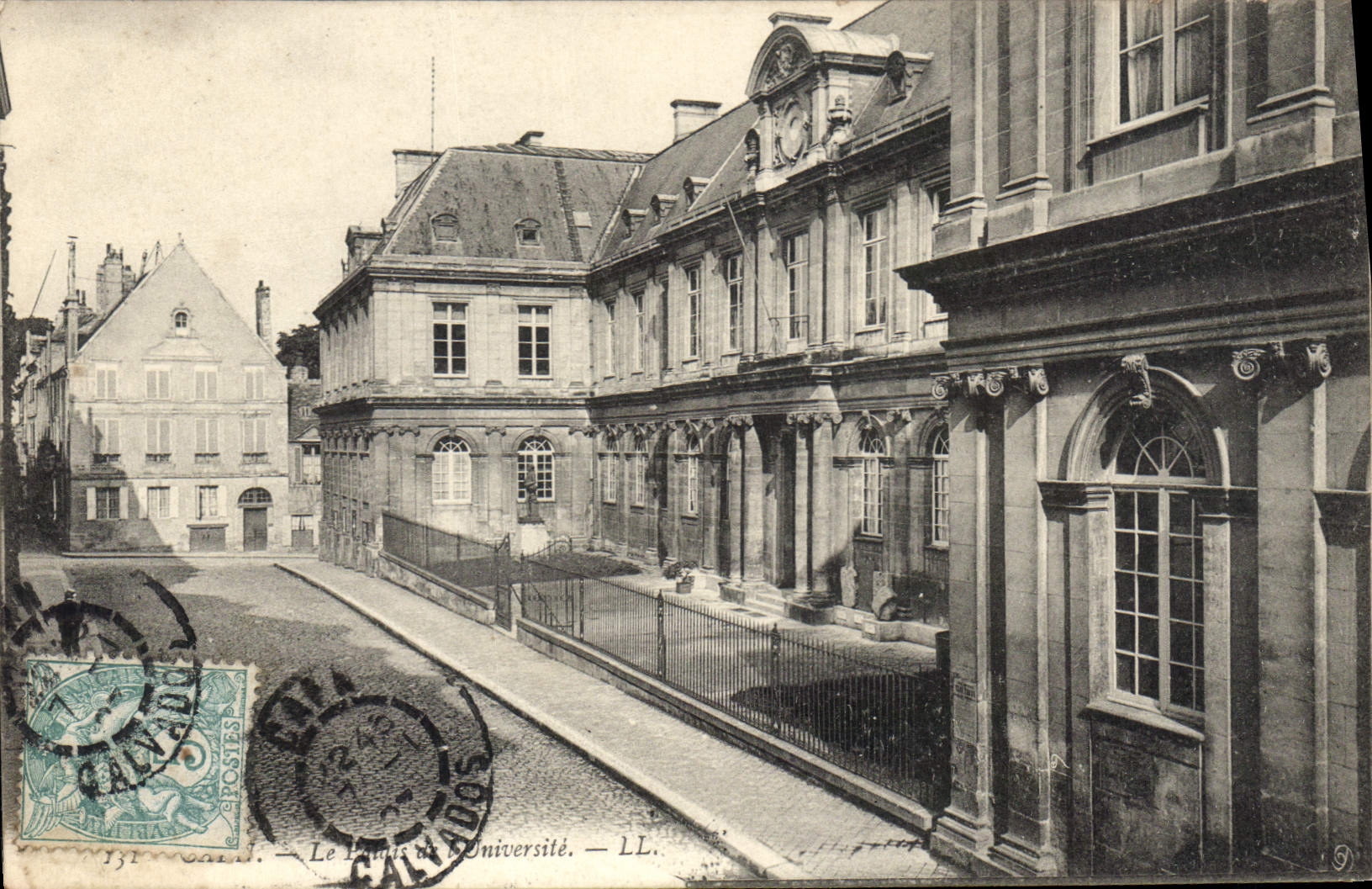 CPA Caen Le palais de l'universite