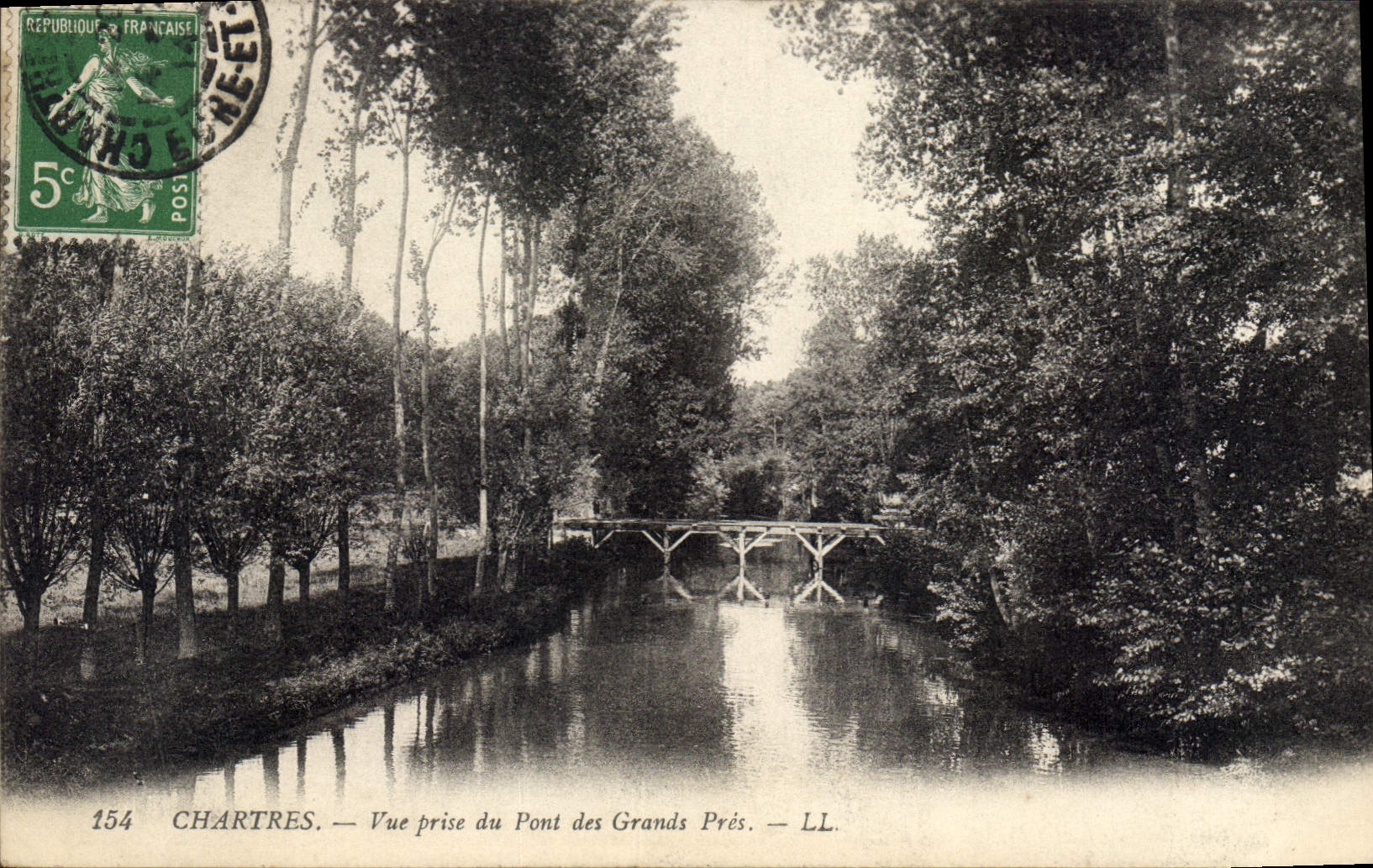 CPA Chartres Vue prise du Pont des Grands Pres 