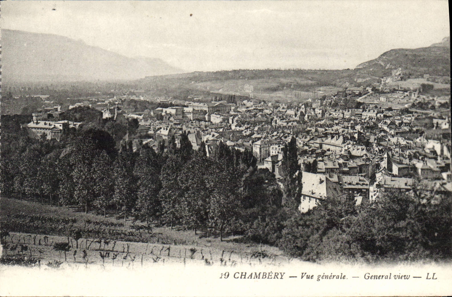 CPA Chambery Vue generale 