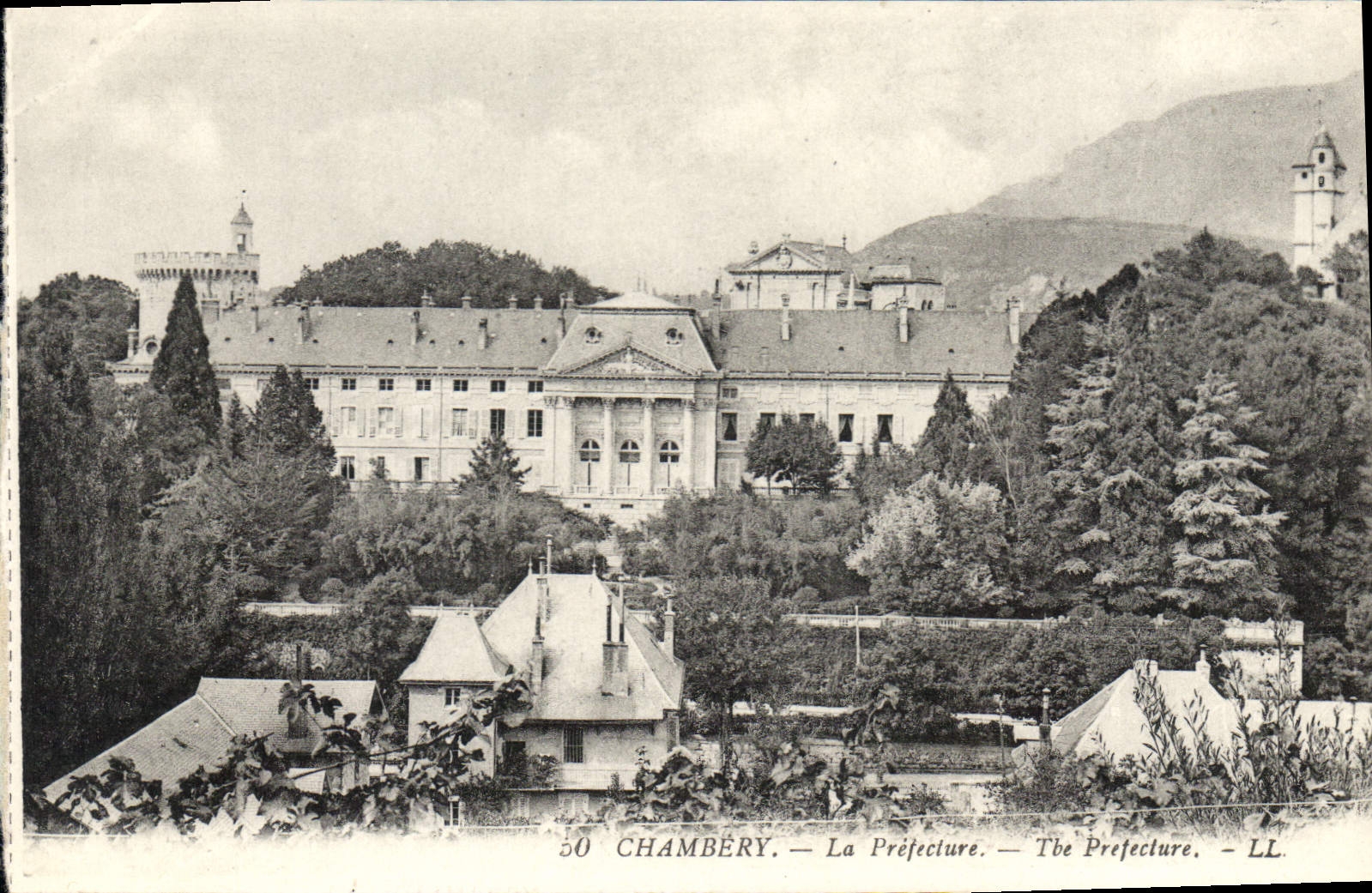 CPA Chambery La Prefecture 