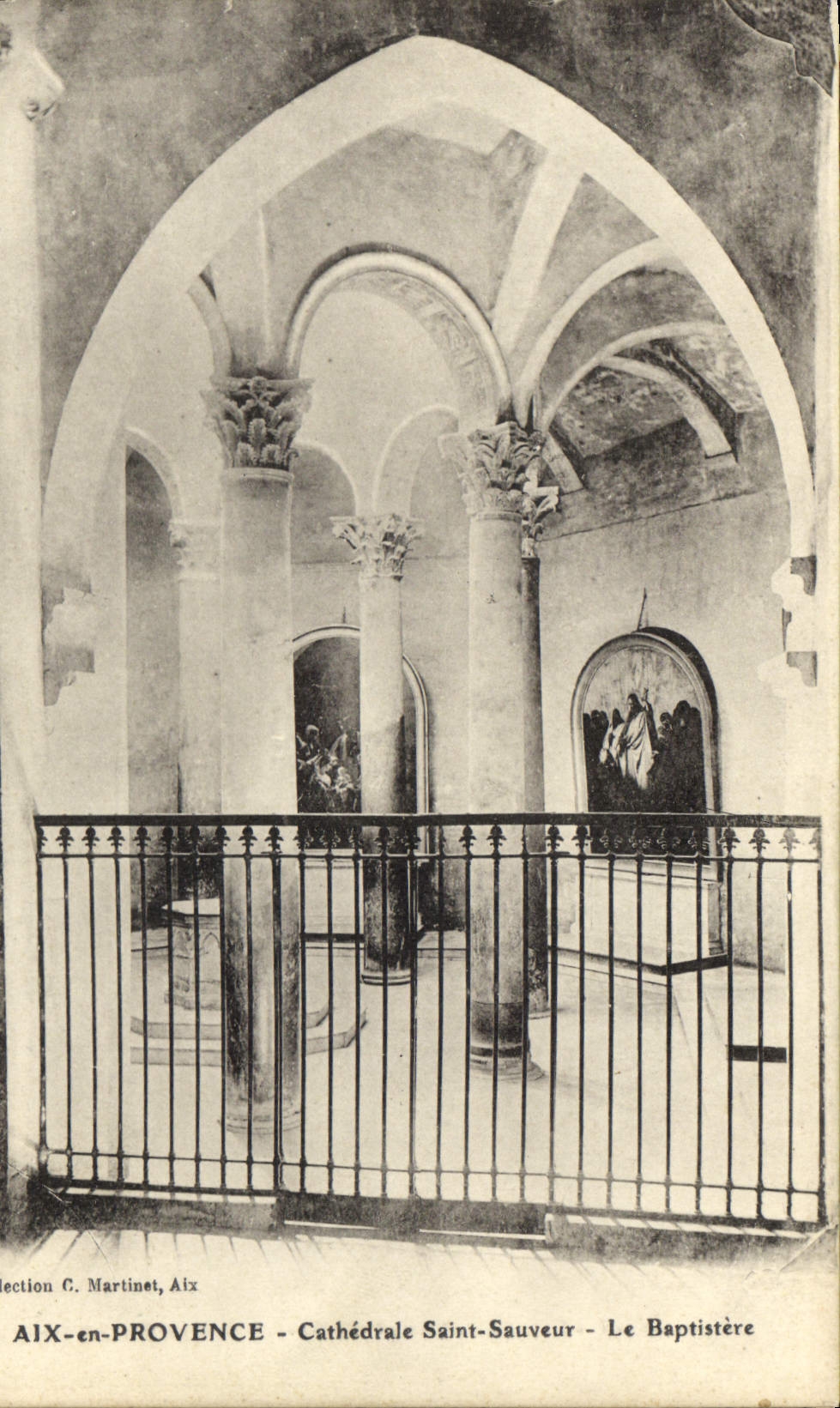 CPA Aix en Provence Cathedrale Saint Sauveur Le Baptistere 