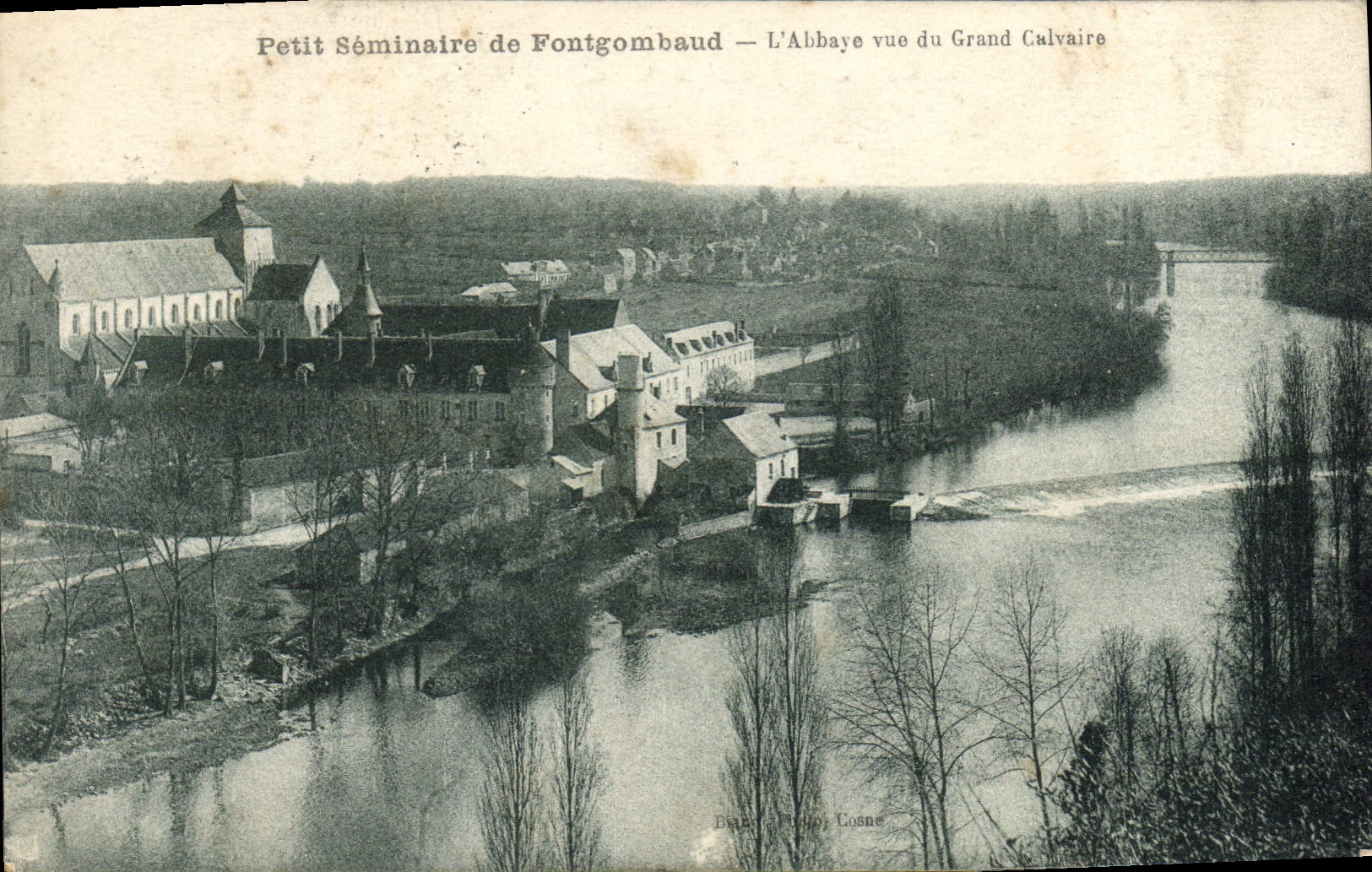 CPA Petit Seminaire de Fontgombaud L'Abbaye vue du Grand Calvaire